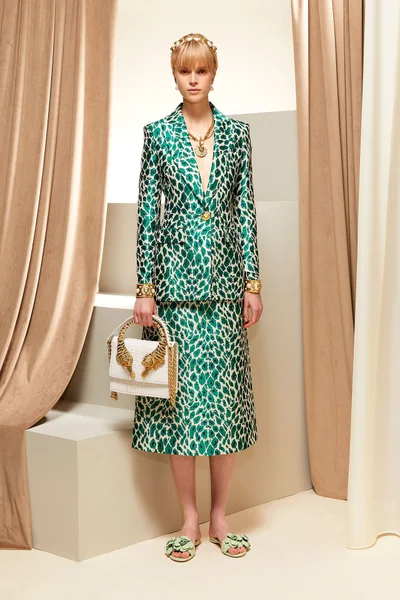 Look 61